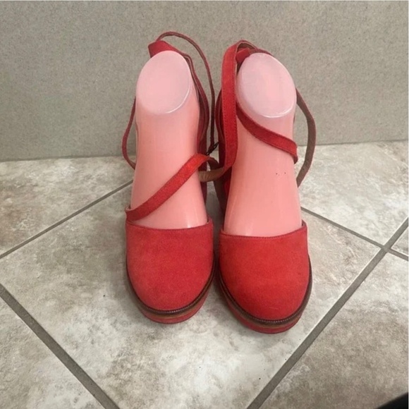 Free People 39(USA 9)Red Remi Double Ankle Strap Suede Block Platform Heel - Picture 4 of 10